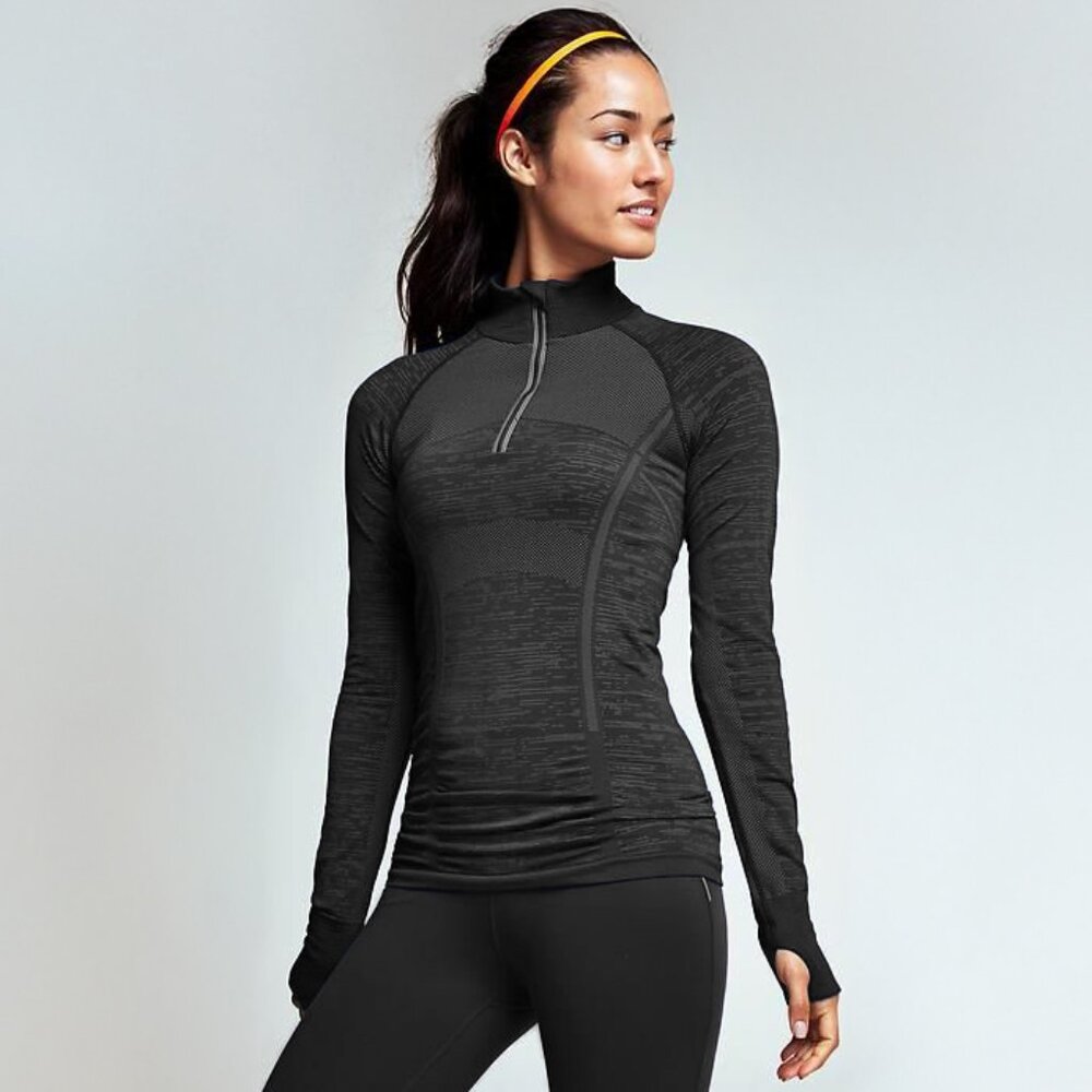 Athleta Skyline Fast Track Half Zip in Black - sz Large